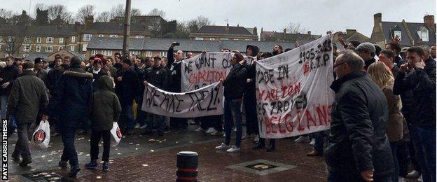 Charlton protest