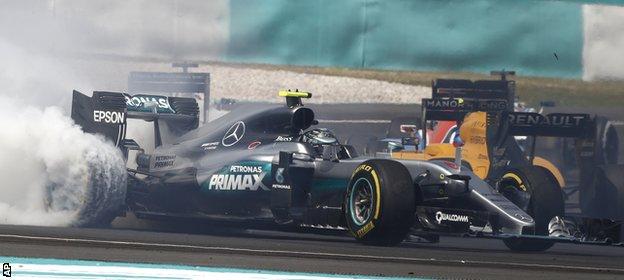 Nico Rosberg span at the first corner