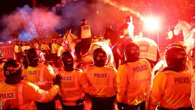 Police contain Legia Warsaw fans outside Villa Park