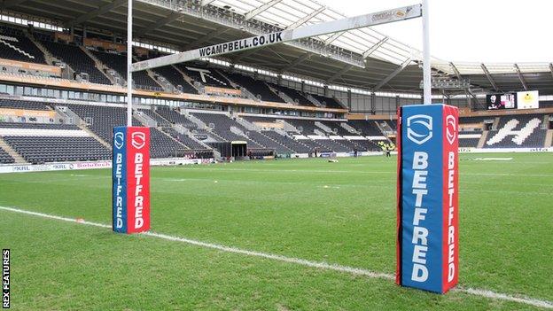 Hull FC's KCOM Stadium will be the first stadium to hold the Super League Grand Final other than Manchester United's Old Trafford since 1998