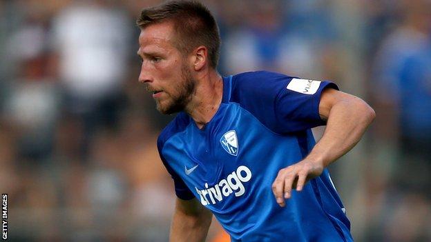 Marco Stiepermann Norwich City Sign Vfl Bochum Midfielder On Three Year Deal Bbc Sport 