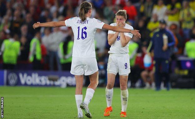 US women's national team to embrace 'adversity' at sold-out Wembley friendly