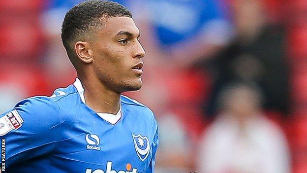 Christian Oxlade-Chamberlain: Notts County sign Portsmouth midfielder - BBC  Sport