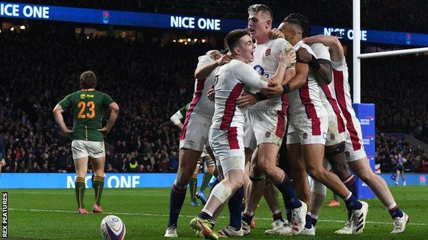 England celebrate Raffi Quirke try