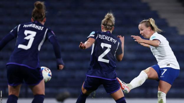 beth Mead scores for England against Scotland