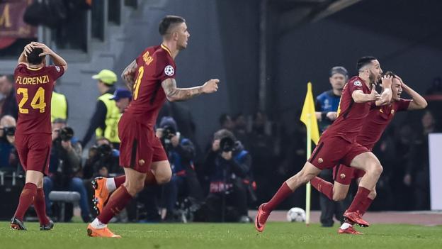Roma celebrate Kostas Manolas' win over Barcelona in 2018