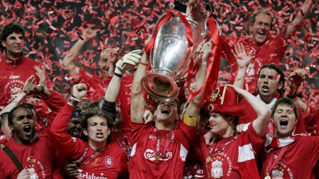 Liverpool captain Steven Gerrard holds up the Champions League trophy in Istanbul 2005