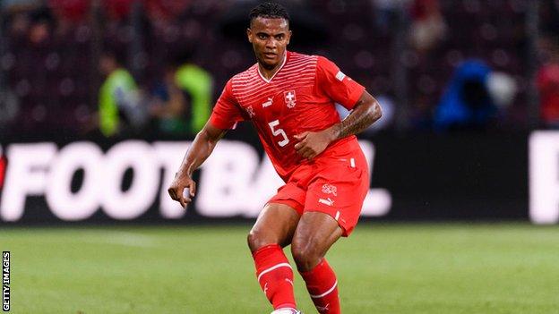 Manuel Akanji