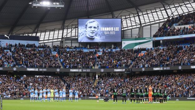 Manchester City players and fans and Brighton players pay tribute to Francis Lee