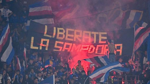 Sampdoria fans protesting against the club's previous regime