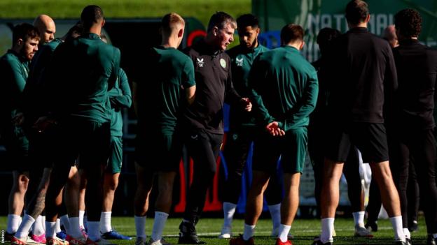 Stephen Kenny (centre) is under pressure after a difficult Euro 2024 qualifying campaign for the Republic of Ireland