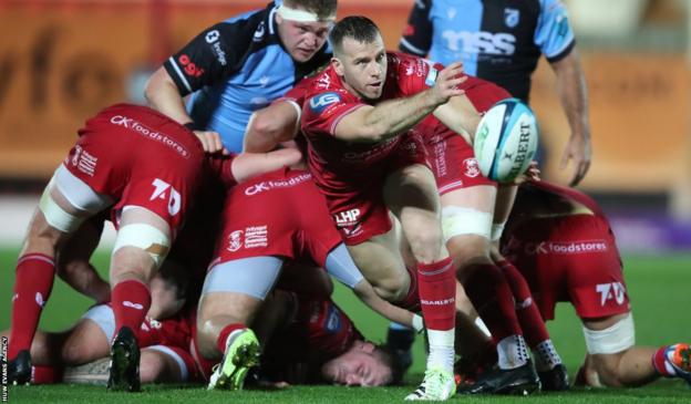 Gareth Davies