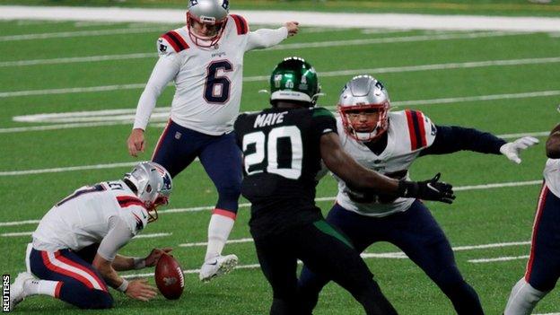 New England Patriots kick game-winning FG as time expires to keep