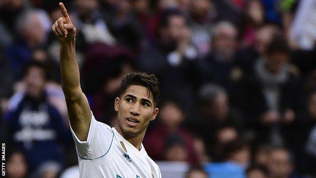 GOAL Africa - Achraf Hakimi in that new PSG home kit 