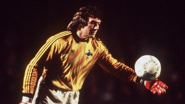 Pat Jennings helped Northern Ireland to World Cup finals in 1982 and 1986