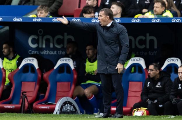 Brendan Rodgers shouting to his players during a match