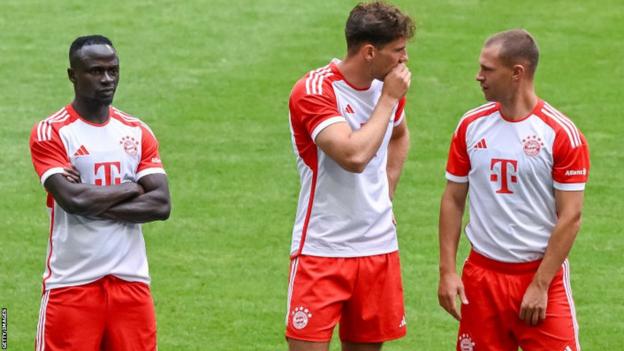 Sadio Mane: Bayern Munich forward considers offer from Saudi Arabia's  Al-Nassr - BBC Sport