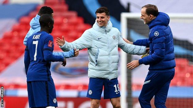 N'Golo Kante, Mason Mount and Thomas Tuchel celebrate