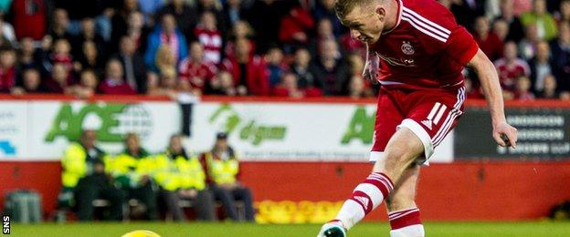 Jonny Hayes scores for Aberdeen against HNK Rijeka