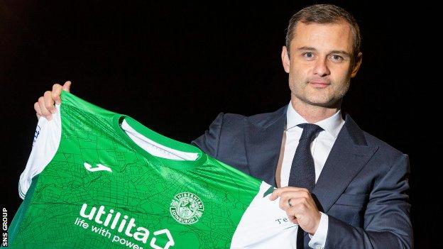 Shaun Maloney takes his first steps in management at Hibernian