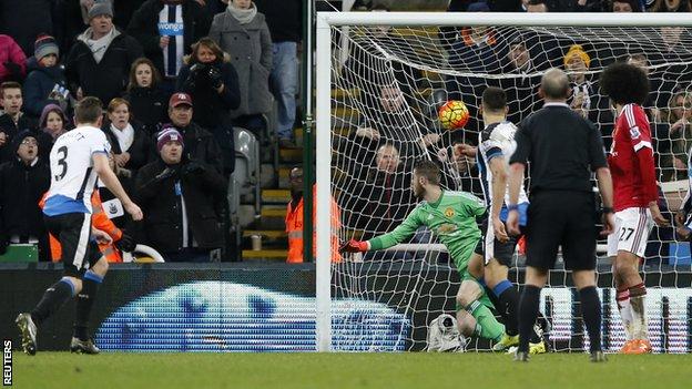 Paul Dummett rescues a point for Newcastle