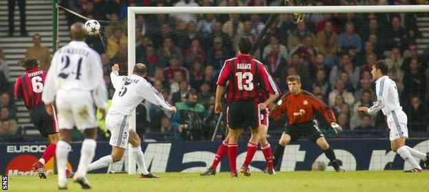 Zinedine Zidane scoring for Real Madrid against Bayer Leverkusen in 2002