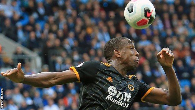 Willy Boly heads clear