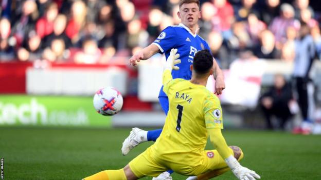 Harvey Barnes scores for Leicester