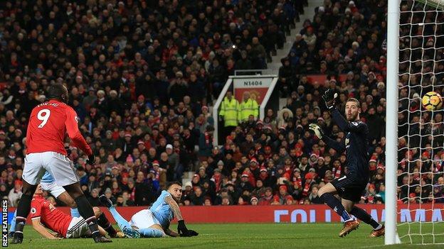 Nicolas Otamendi scores Manchester City's second goal against Manchester United