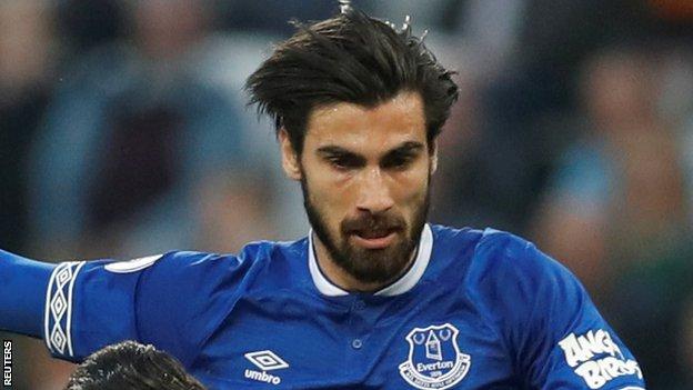 Man Utd transfer news Barcelona star Andre Gomes asks to leave paving way  for United move  Football  Sport  Expresscouk