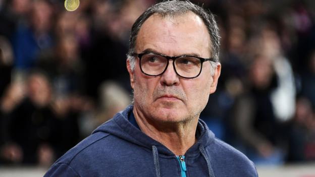 Leeds United: Marcelo Bielsa signs contract to become new manager - BBC Sport