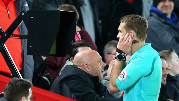 Var How Will The Premier League Adapt To The Video Assistant