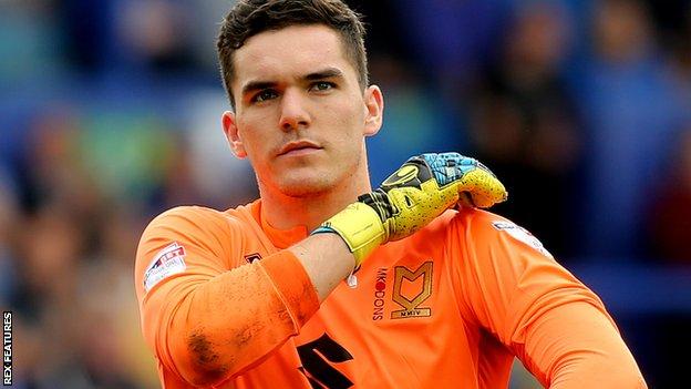 MK Dons: Goalkeeper Lee Nicholls signs new contract until summer 2020 - BBC  Sport