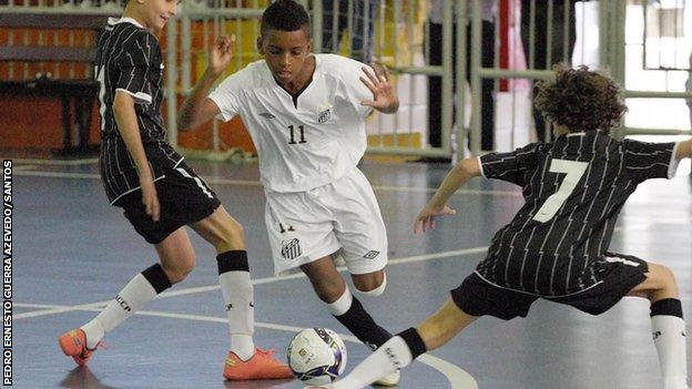 Rodrygo plays futsal as a boy