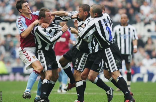 Lee Bowyer and Kieron Dyer trade blows