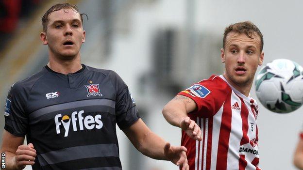 Dundalk’s Georgie Kelly and Derry City defender Ally Gilchrist in League of Ireland action