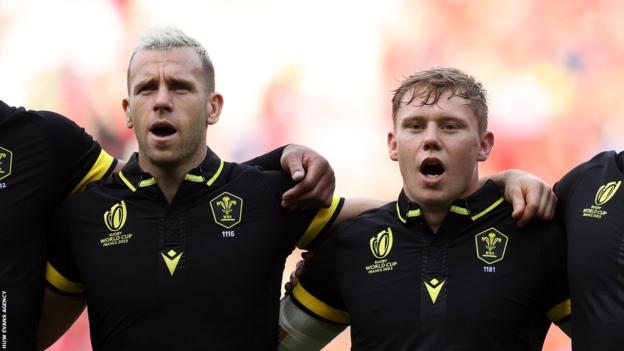 Gareth Davies and Sam Costelow