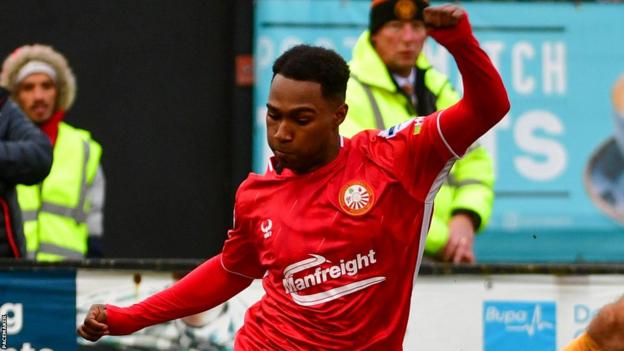 Portadown's Alberto Balde