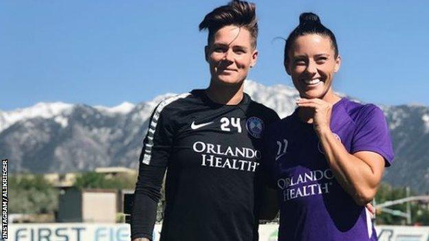 Ali Krieger And Ashlyn Harris Usas World Cup Winners Announce Engagement Bbc Sport 