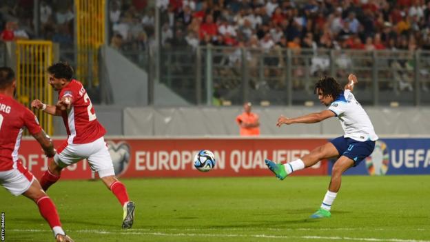 Alexander-Arnold scores England's second goal against Malta