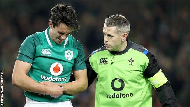 Carbery was forced to leave the field in the 65th minute of the victory over Fiji after damaging his left wrist