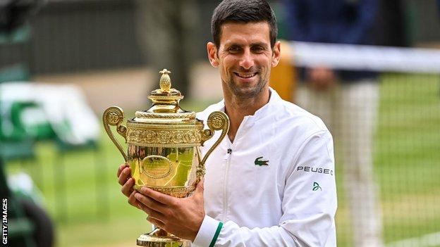Rot ongerustheid vloeistof Wimbledon 2021: Novak Djokovic's bid for 'Golden Slam' in doubt - BBC Sport