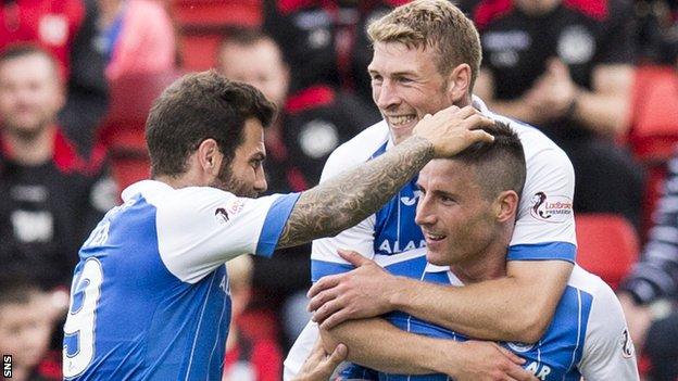 St Johnstone's Richard Foster, David Wotherspoon and Michael O'Halloran celebrate
