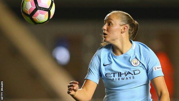 Georgia Stanway in action for Manchester City