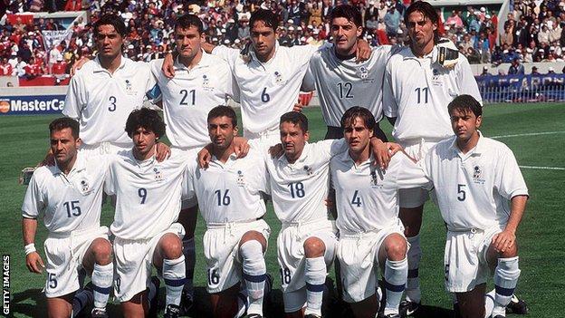 The Italy squad at the 1998 World Cup in France