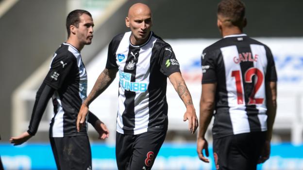 Newcastle held at home by relegation-threatened West Ham