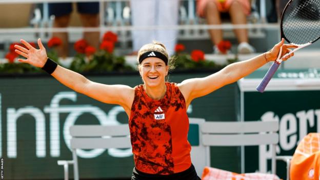 Karolina Muchova celebrates beating Aryna Sabalenka in the French Open semi-finals