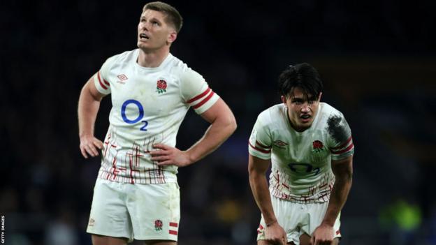 Six Nations 2023: England's Owen Farrell dropped as Marcus Smith comes in  to face France - BBC Sport