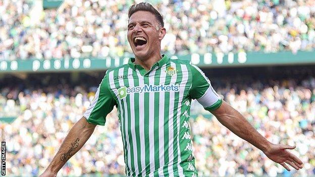 Real Betis 3-2 Athletic Bilbao: Joaquin hits hat-trick aged 38 - BBC Sport