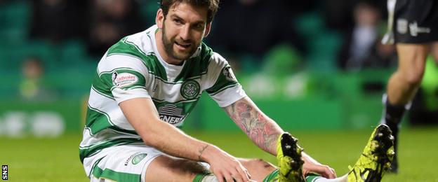 Charlie Mulgrew looks frustrated after seeing an effort saved by Scott Bain